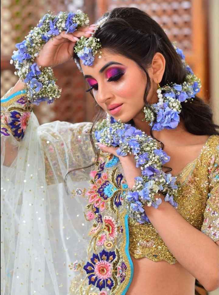 This bride's floral jewellery set is setting the standards sky high 😍 - 2