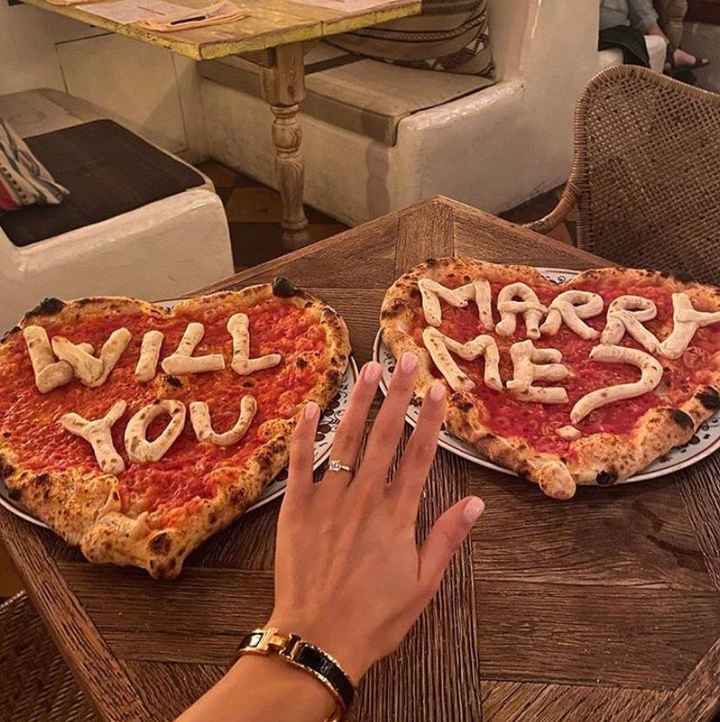 The best way to propose a foodie 😍 - 1
