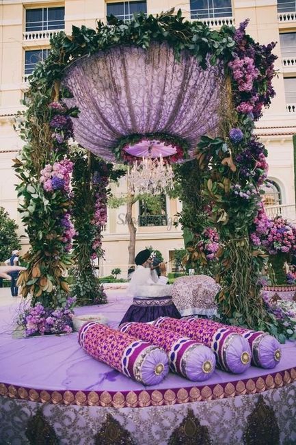 Look at this dreamy Mandap!!! 1