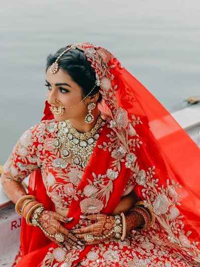 From her stunning jewellery to her detailed bridal outfit, everything is just mesmerising ♥️ - 1