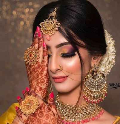 My My! 😍 Look at her flawless makeup😍 - 1
