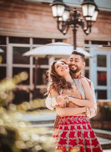 Gauhar and Zaid Announced Getting Married on Christmas! 😄🥳 1