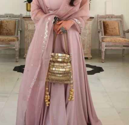 Look at this golden bag! - 1