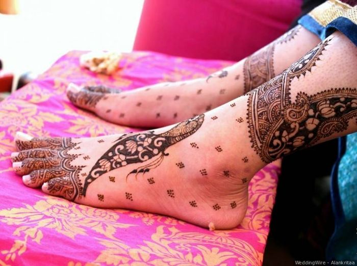 Looking for Some Mehndi Designs 1
