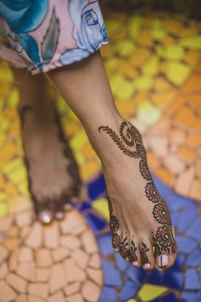 Looking for Some Mehndi Designs 2