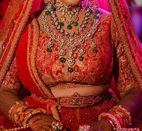 Ponch showing in lehenga! More like jumping out of the lehenga - 1