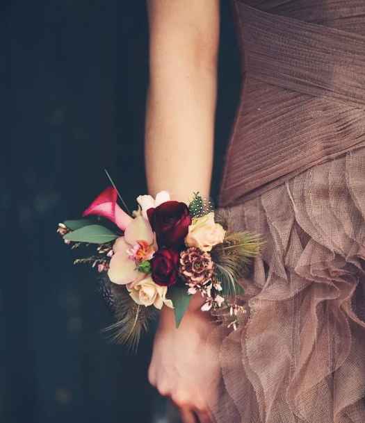 corsage