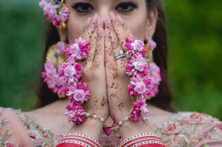 I found this on FLoasair. If you are planning to wear floral jewellery then you must check them out.