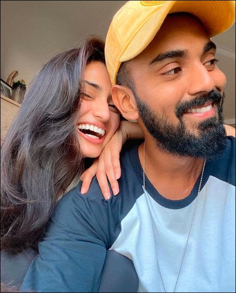 Aw!! Athiya Shetty and KL  Rahul Are Giving Us Legit Couple Goals!! 💛 1