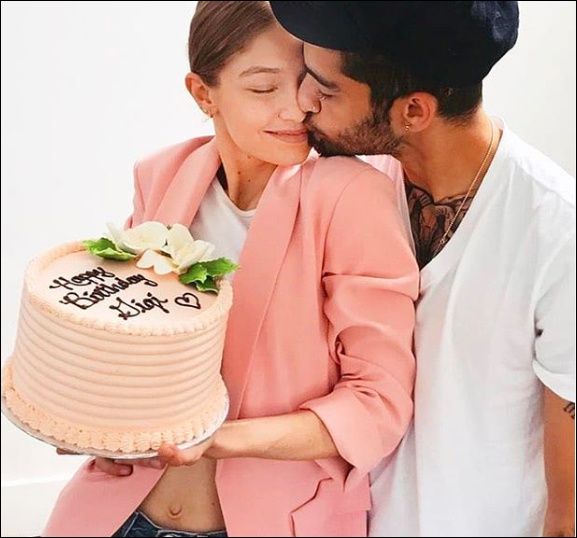 Gigi Hadid and Zayn Malik Having a Baby? 😨💖 1
