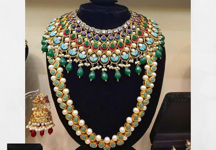 Colourful necklace on haldi? 1