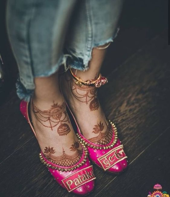 How about wearing funky jutti’s on mehendi and haldi? 1