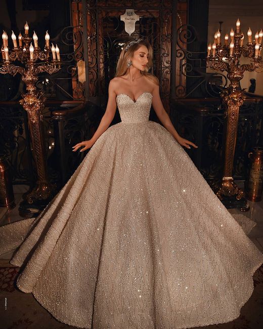 What do you think of this gown? i am in love with it!! 🤩🤩 - 1