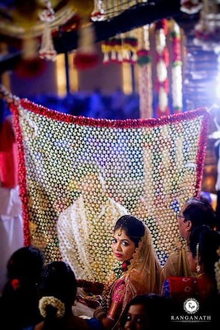 Is Floral Jaal Still In Trend? 1