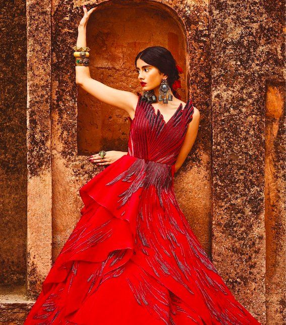 This cascading red gown is Gorggg!! 1