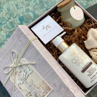 Small plants or Candles as wedding favors? - 2