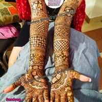 Best mehndi artist - 1