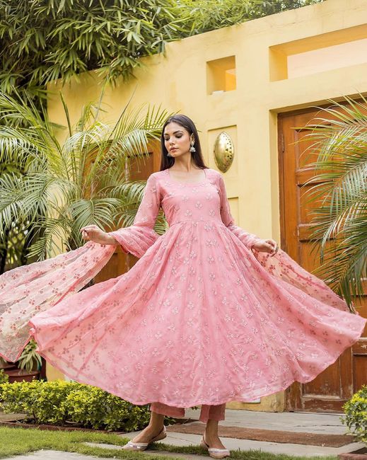 WeddingWire India Highlights Top Diwali Dress Trends! 1