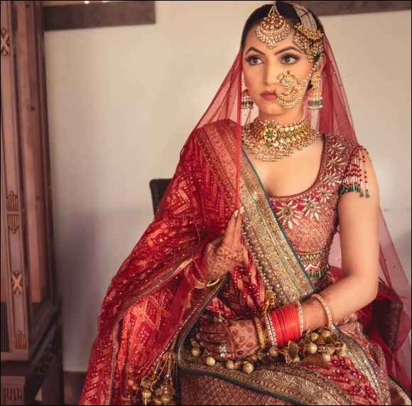 What is the best thing about this bride? - 1