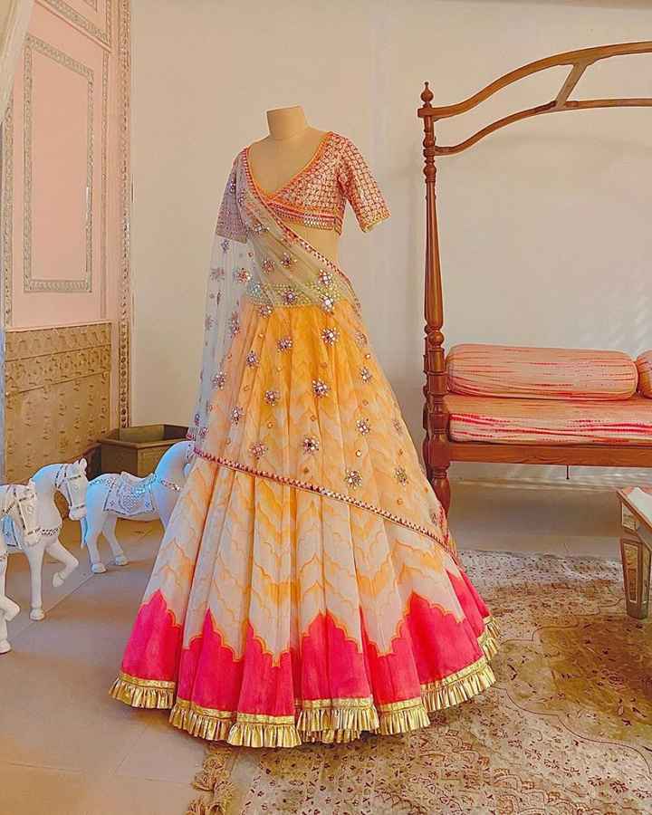 How do you like this lehenga for the mehndi ceremony? - 1