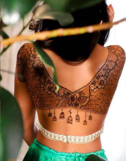 Check this blouse mehendi design out!! 😍 - 1