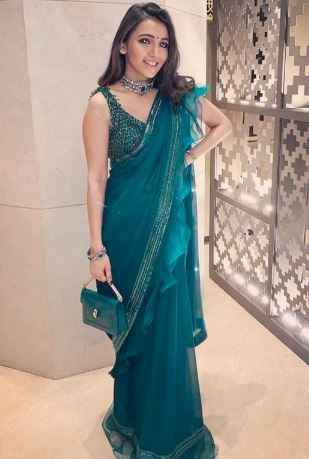 Guys see.. is this Saree and the complete look good for someone's cocktail party? - 1