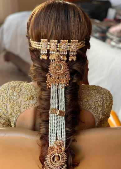 Any grand hair accessory suggestion please? - 1