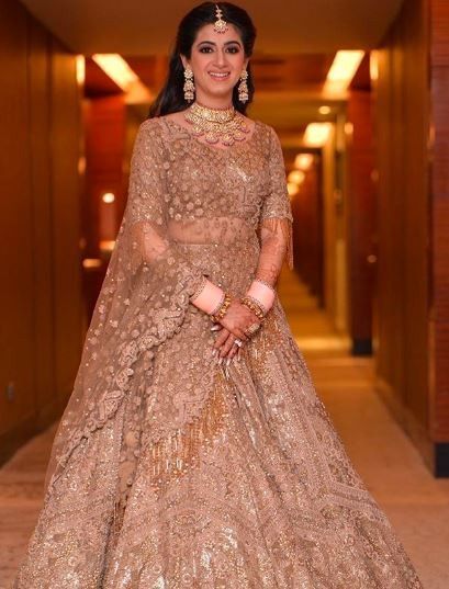 Complete nude colour of the lehenga isn't a great choice i feel - 1