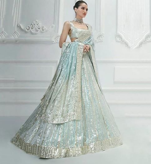 Metalic Lehenga by Manish Malhotra 1