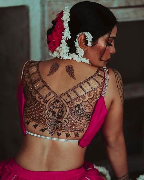 Mehendi blouse design🔥 1