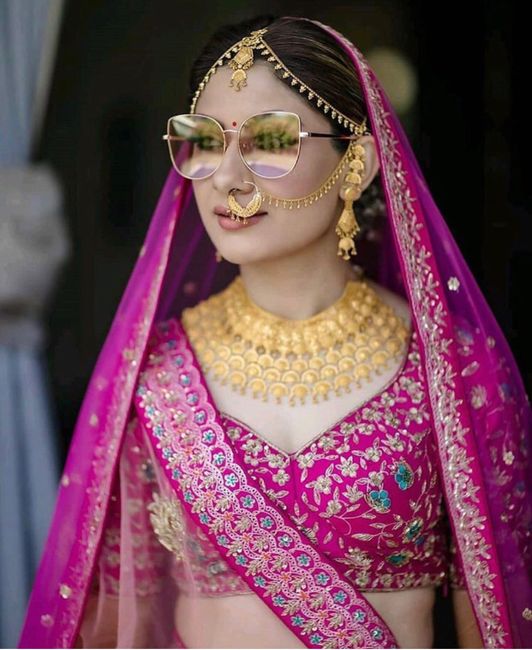 What all cool sunglasses can brides wear to rock their look? 3