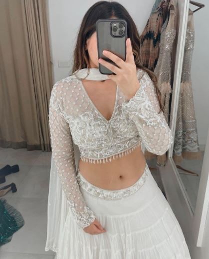 White lehengas look so elegant!! 1