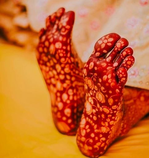 Mehendi at the bottom of the feet!! - 1