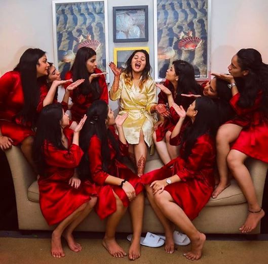 Before dressing up as bride shoot with my girls like this! - 1