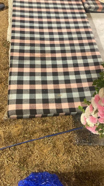 Wedd tent and many more are fake vendors so, hope you all not going to influenced by them . They spo