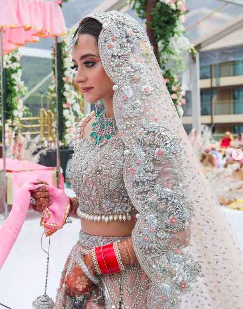 How do you like this bridal look? - 1