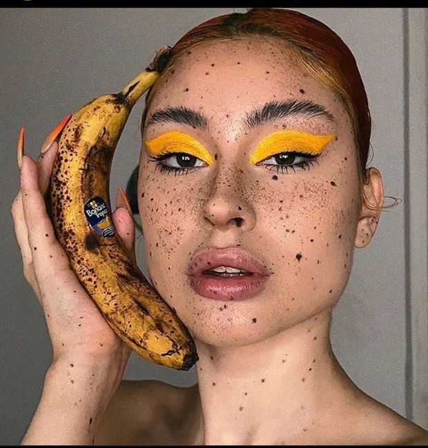 Fake freckles are a big no!!! - 1