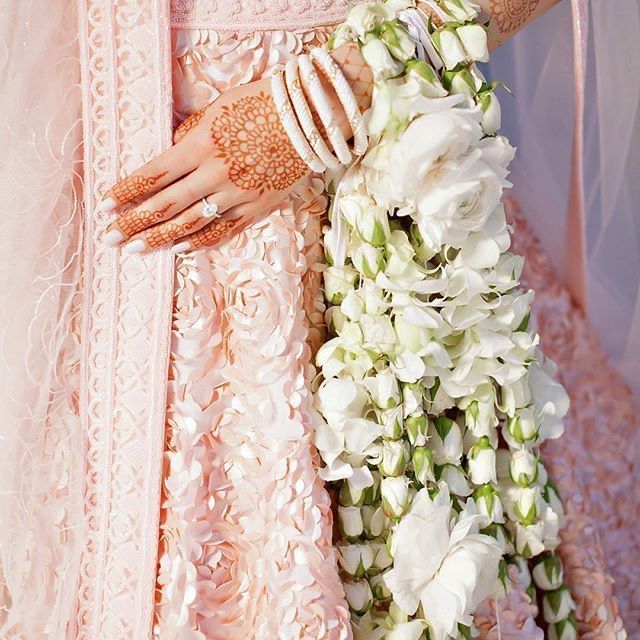 Floral Kaleere for the modern bride! 🌺 - 1