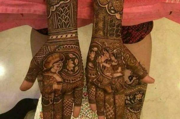 Khushi Shah Bridal Mehendi Artist