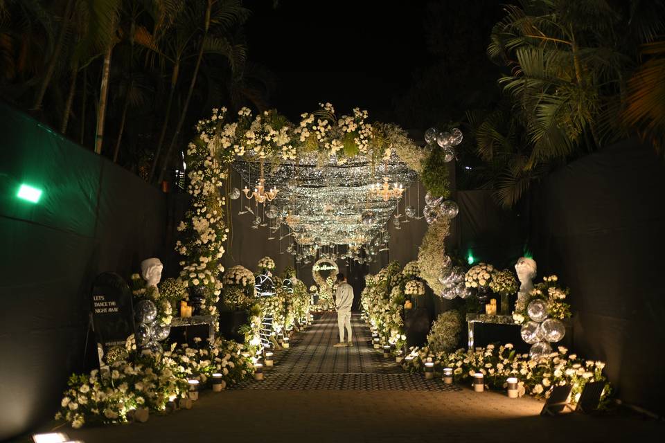 Front Lawn Pandal