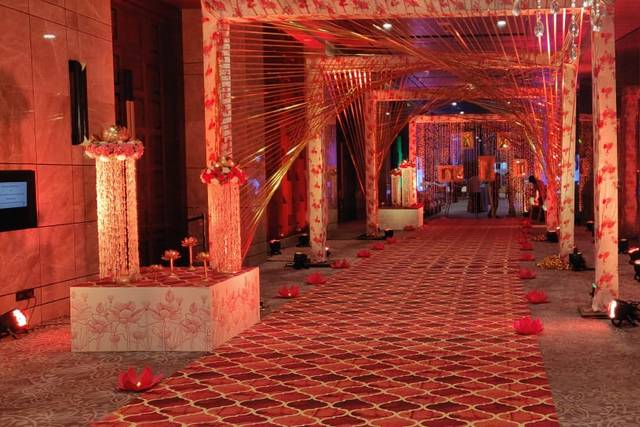 Entrance deco