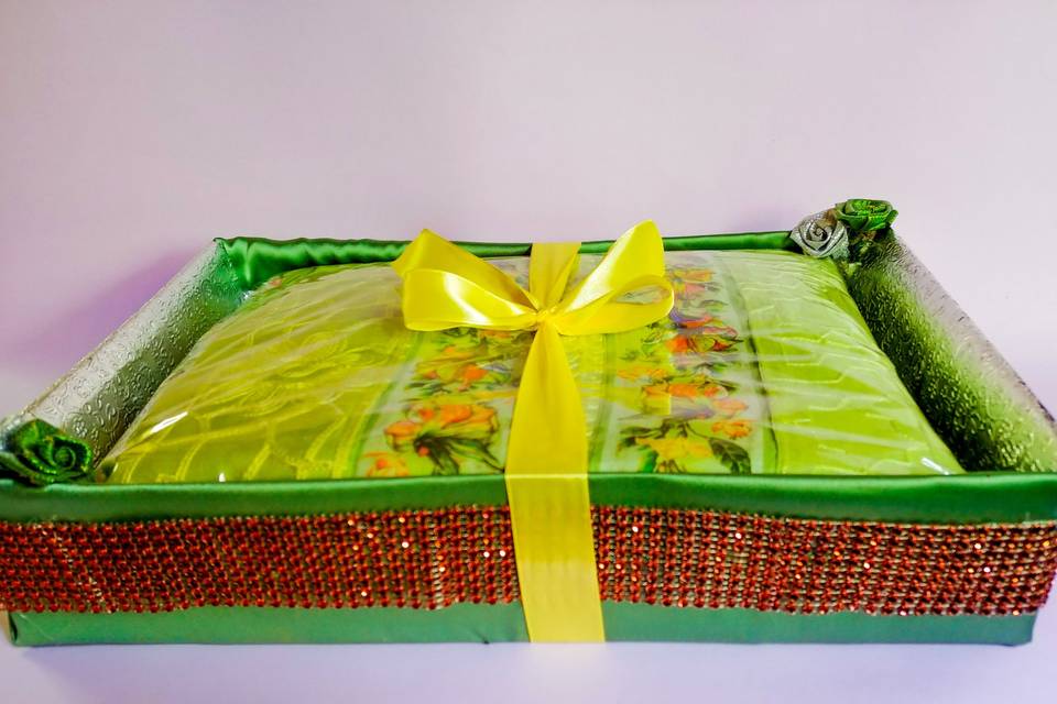 Saree box