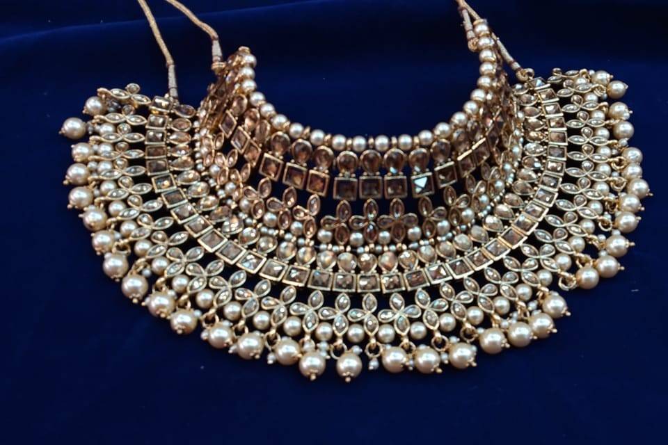 Ruri Di Hatti - Jewellery - Ranjit Avenue - Weddingwire.in