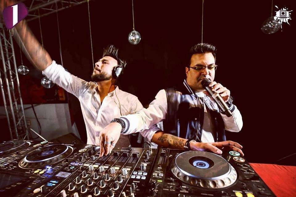 DJ Vikash kaser