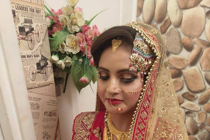 Bridal makeup