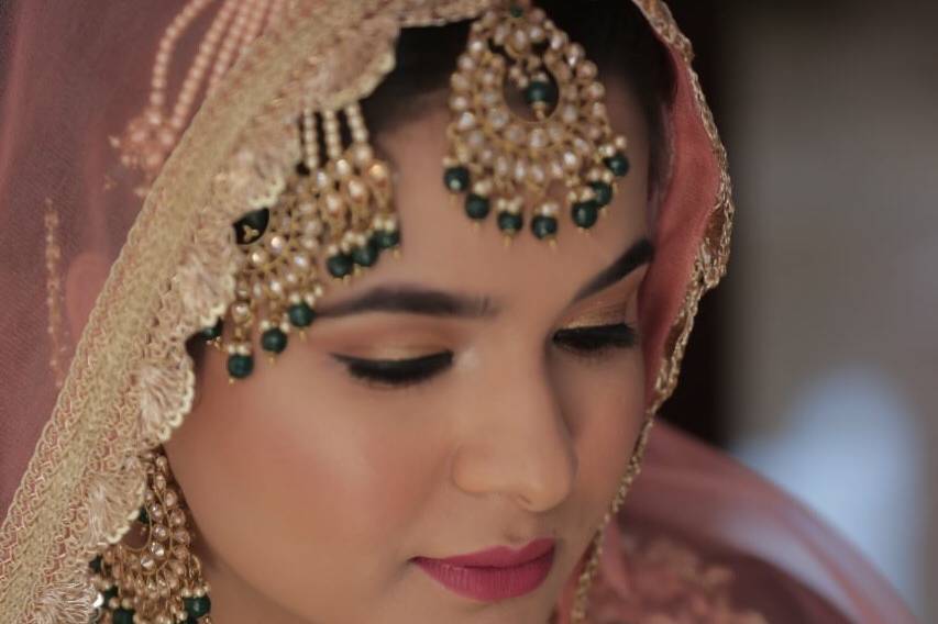 Makeup by Naina Goel