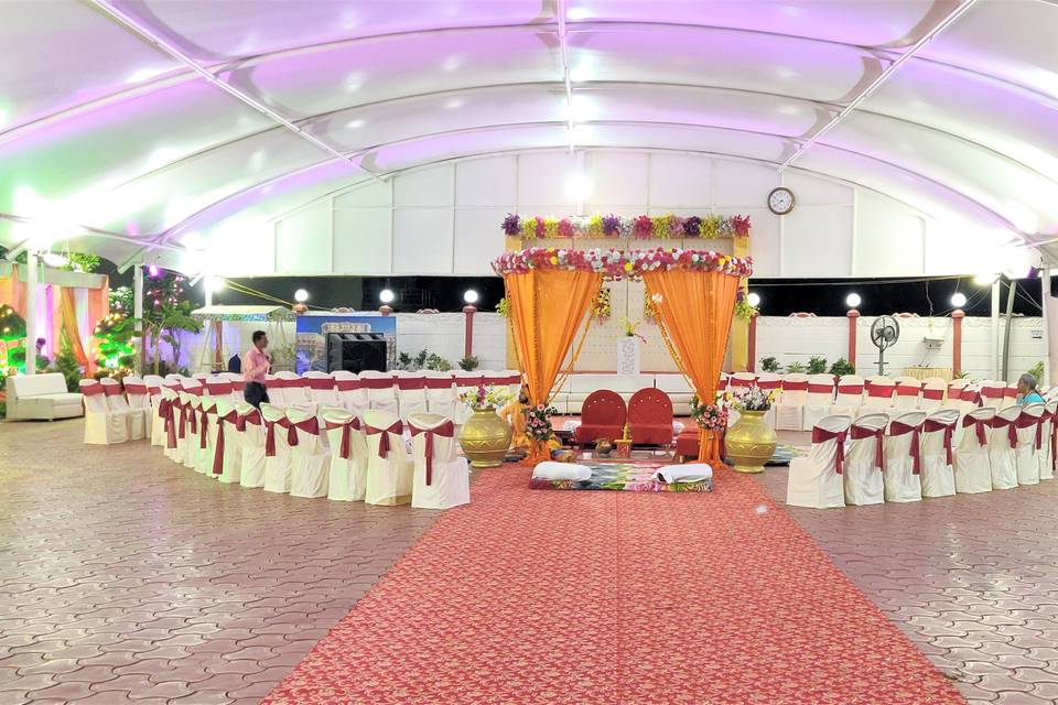 Mandap in dome