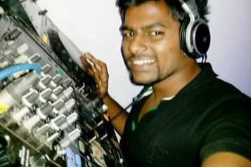 DJ Simon Goa