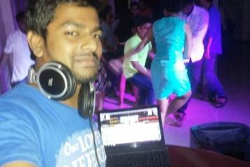 DJ Simon Goa