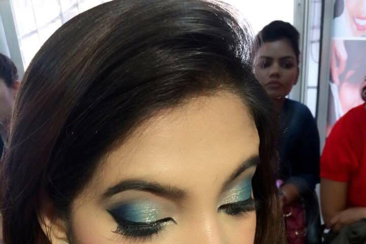 Maya Mehta Makeup Artist